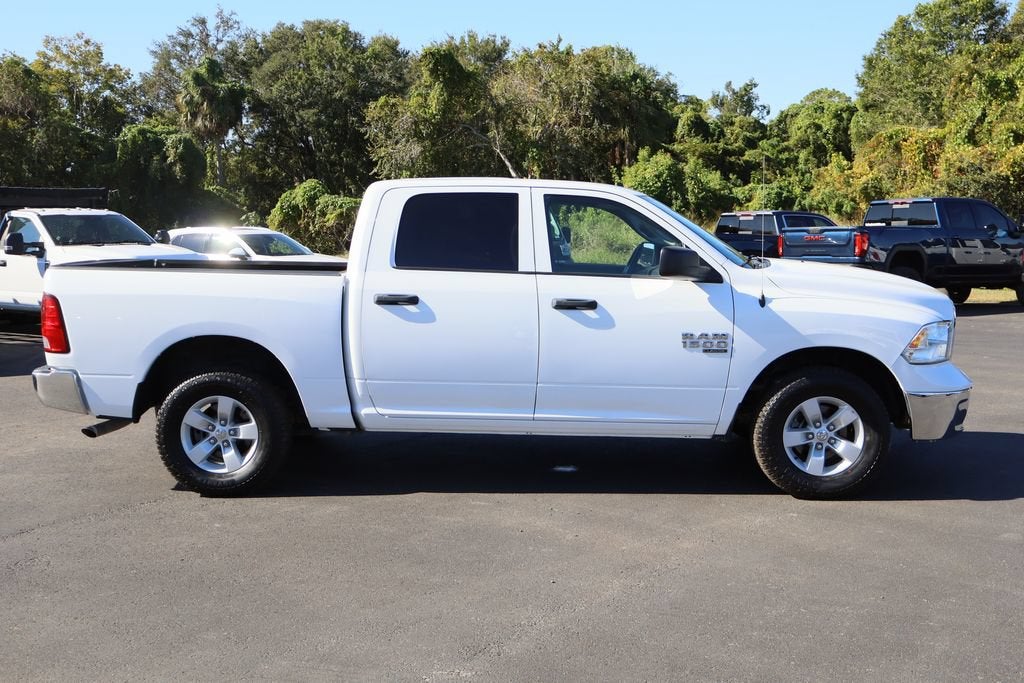 2022 RAM 1500 Classic SLT Crew Cab 4x4 5'7" Box