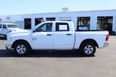 2022 RAM 1500 Classic SLT Crew Cab 4x4 5'7" Box