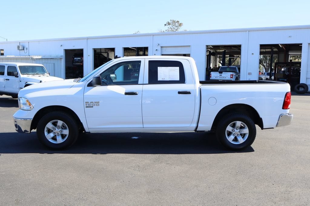 2022 RAM 1500 Classic SLT Crew Cab 4x4 5'7" Box