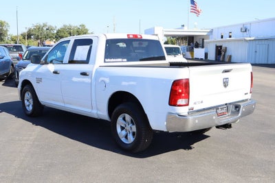 2022 RAM 1500 Classic SLT Crew Cab 4x4 5'7" Box