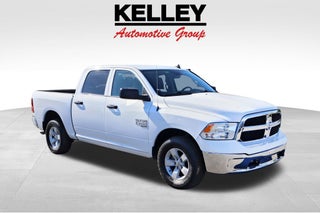 2022 RAM 1500 Classic SLT Crew Cab 4x4 5'7" Box