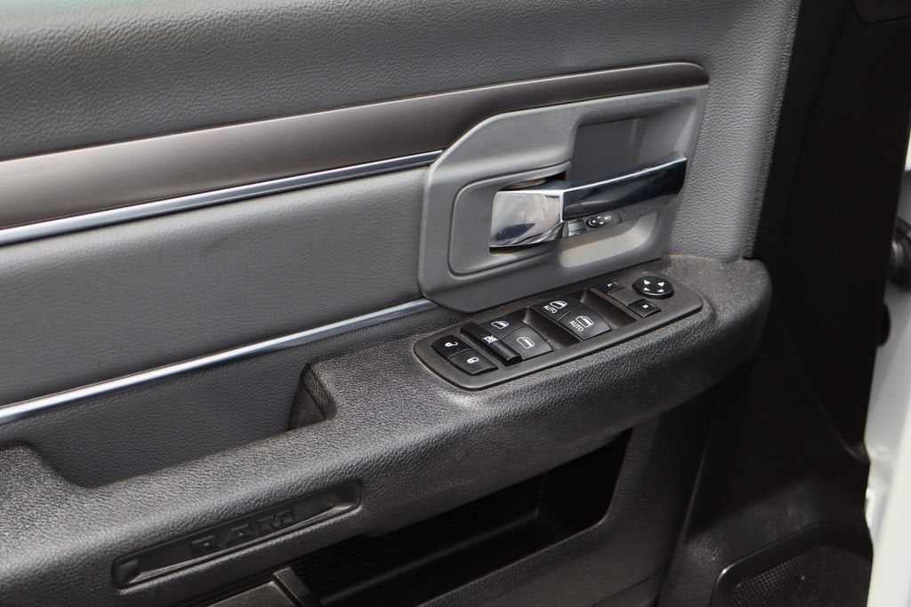 2022 RAM 1500 Classic SLT