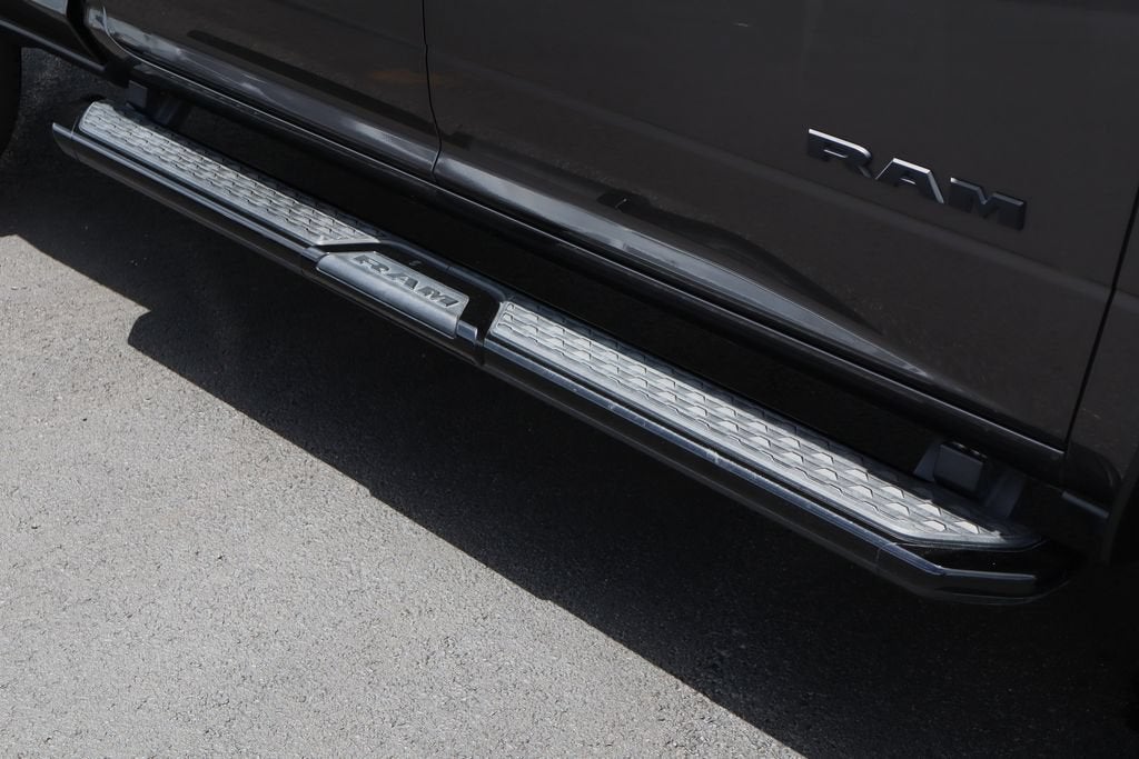 2022 RAM 2500 Big Horn Crew Cab 4x4 6'4" Box