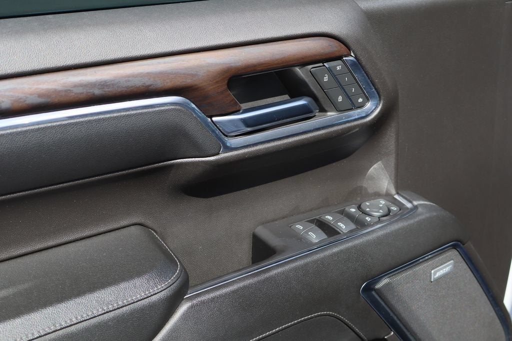 2024 GMC Sierra 1500 SLT - Photo 20