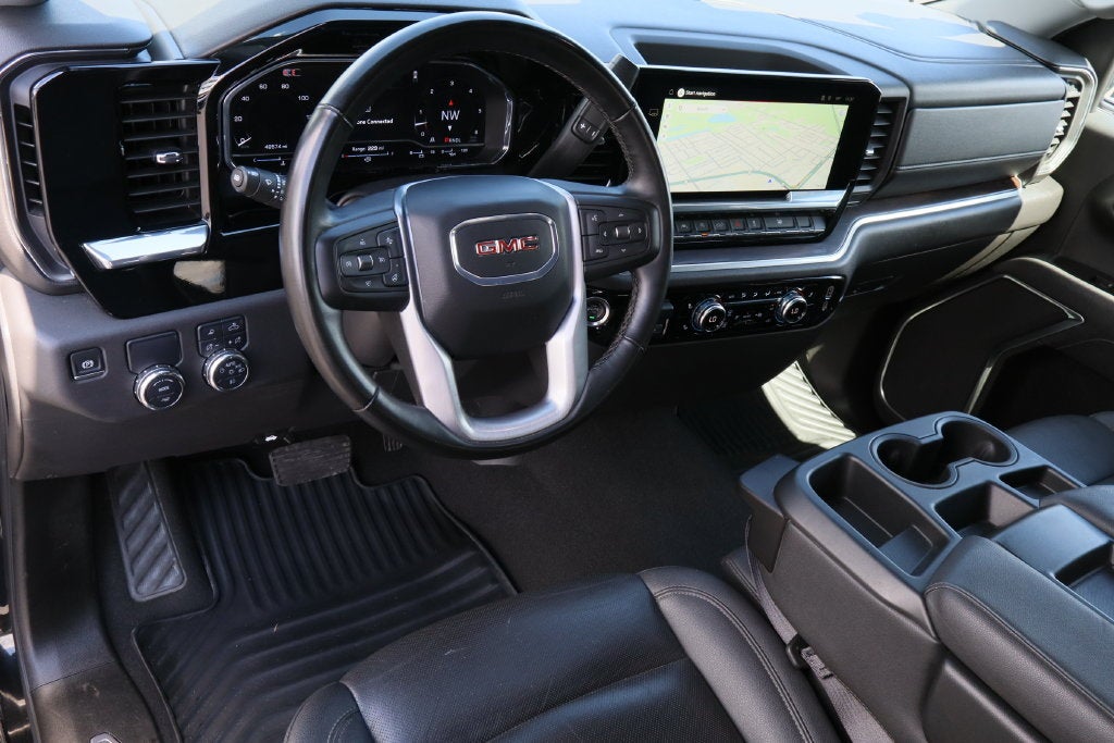 2025 GMC Sierra 1500 SLT - Photo 11