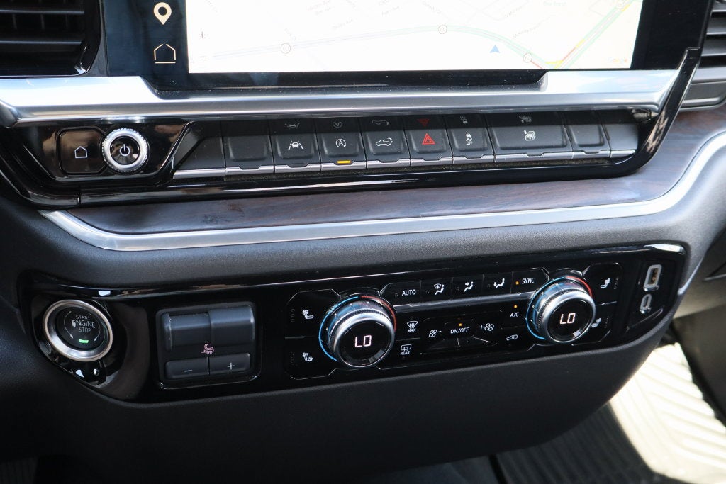 2025 GMC Sierra 1500 SLT - Photo 17