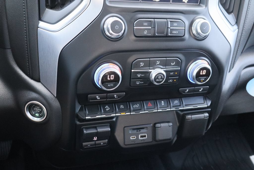 2021 GMC Sierra 1500 SLT - Photo 18