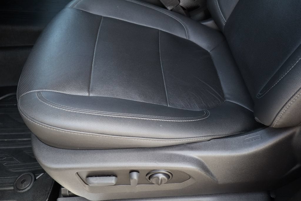 2021 GMC Sierra 1500 SLT - Photo 21