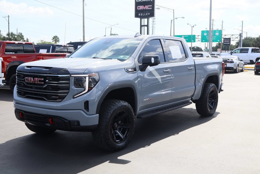 2025 GMC Sierra 1500 AT4