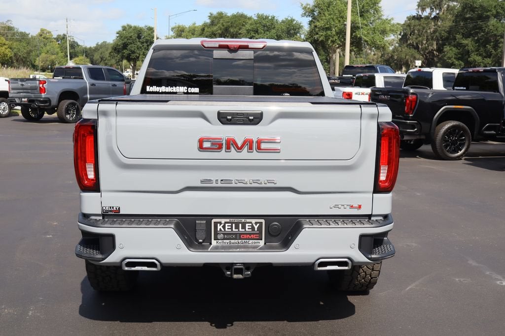 2025 GMC Sierra 1500 AT4