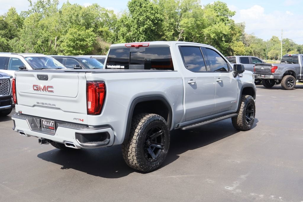 2025 GMC Sierra 1500 AT4