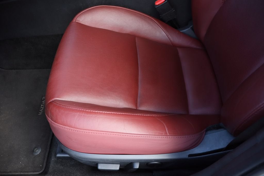 2023 Mazda Mazda3 Sedan 2.5 S Carbon Edition