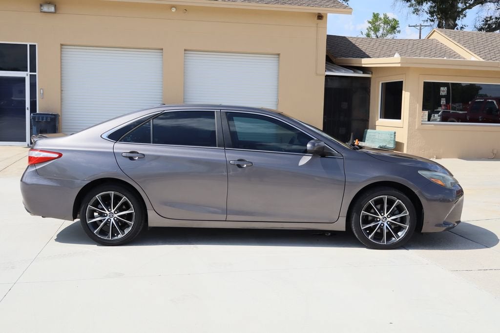 2016 Toyota Camry XSE