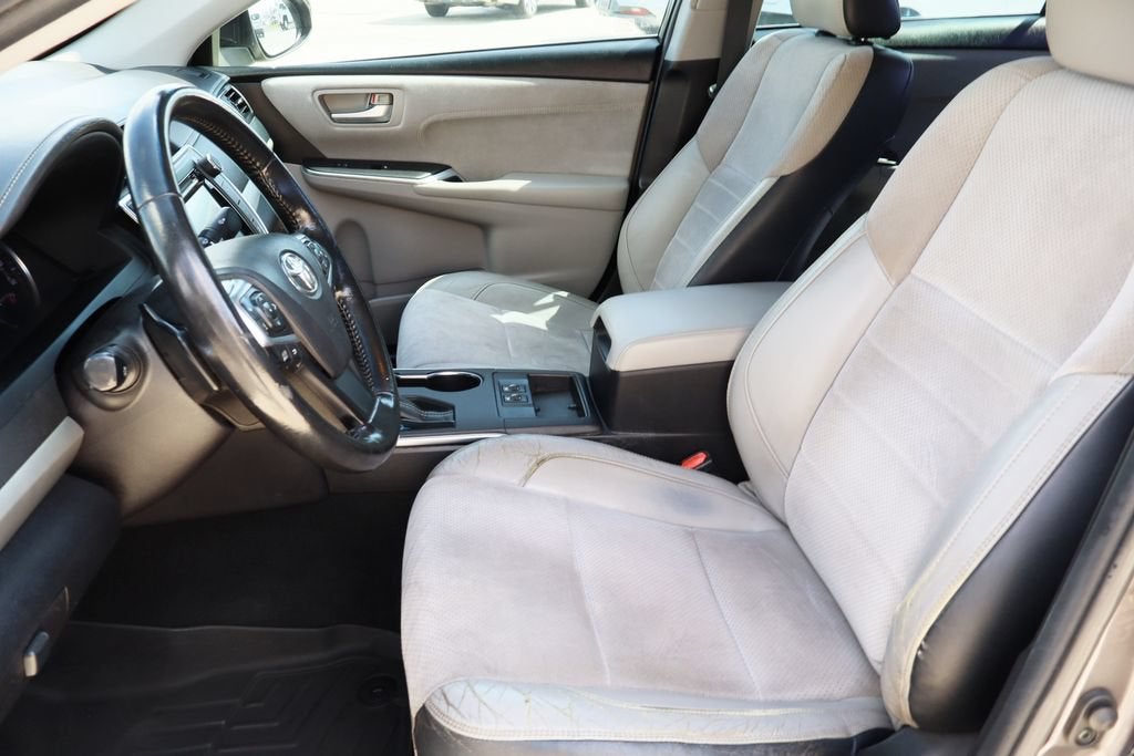 2016 Toyota Camry XSE