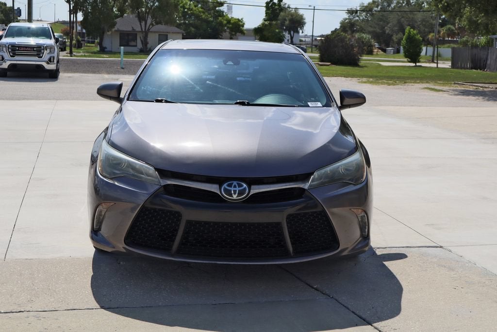 2016 Toyota Camry XSE