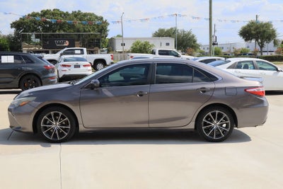 2016 Toyota Camry XSE
