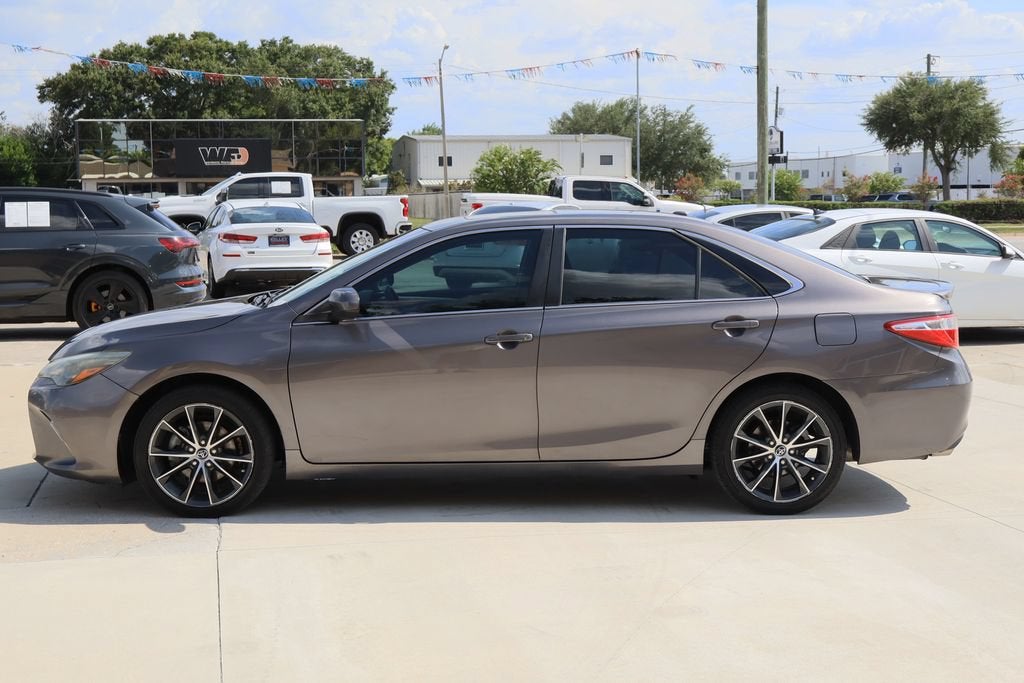2016 Toyota Camry XSE