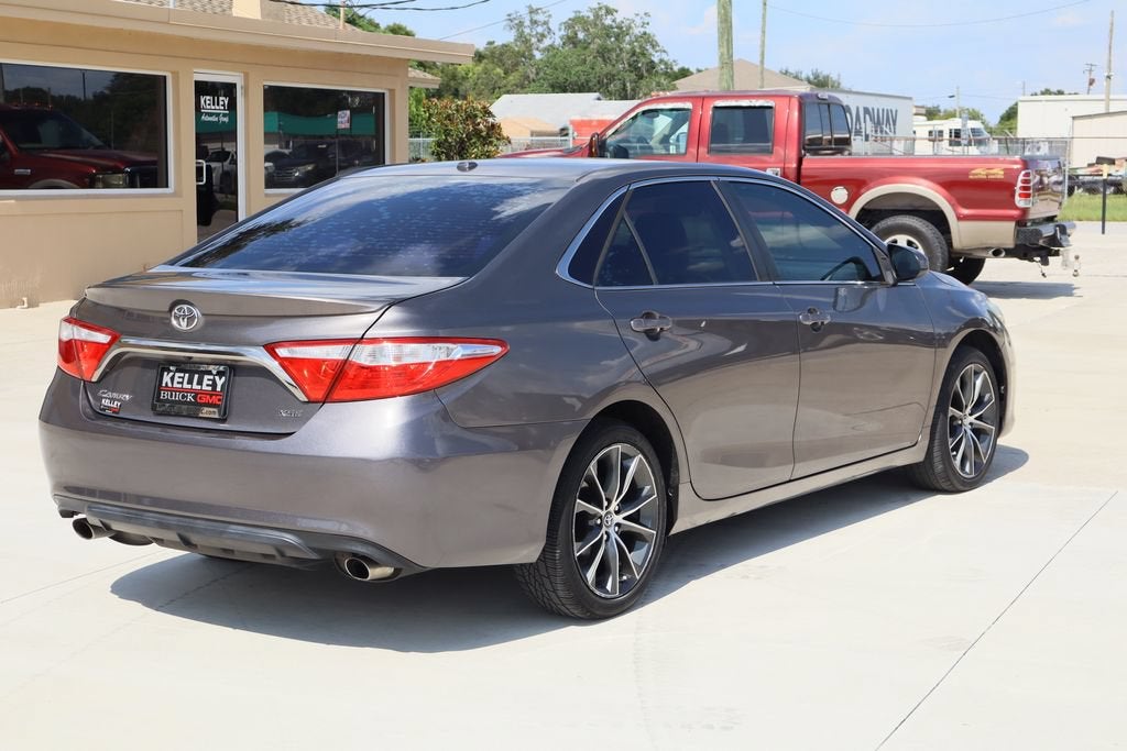 2016 Toyota Camry XSE