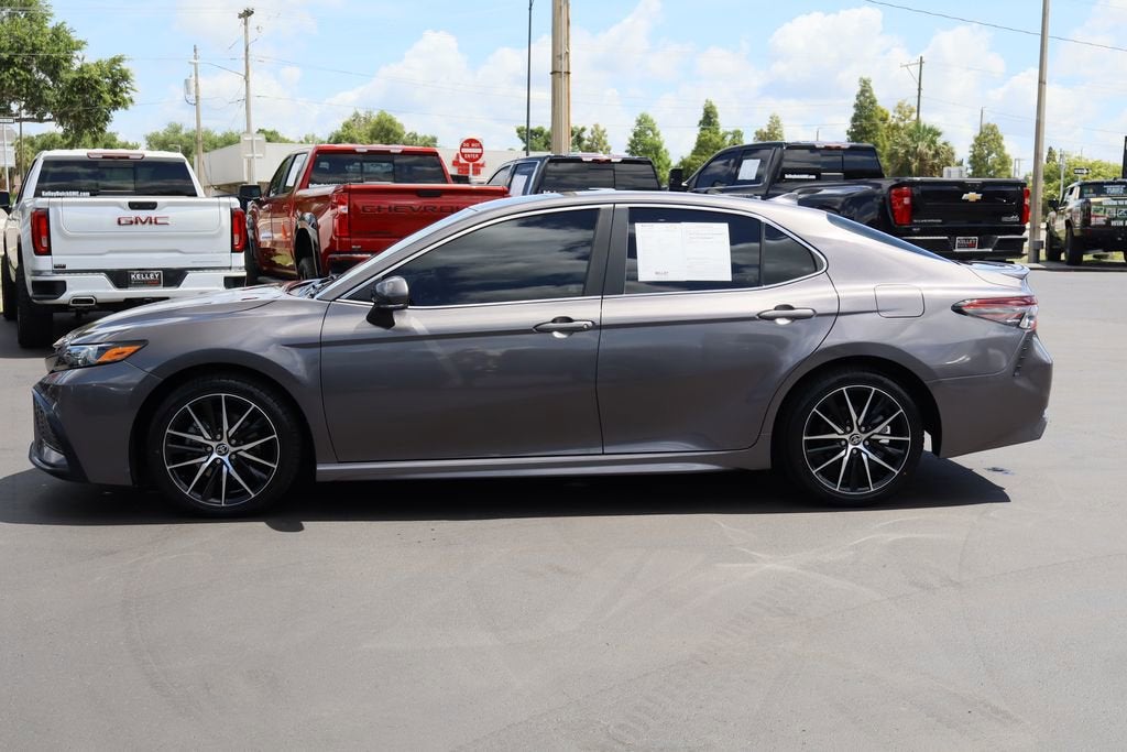 2023 Toyota Camry SE