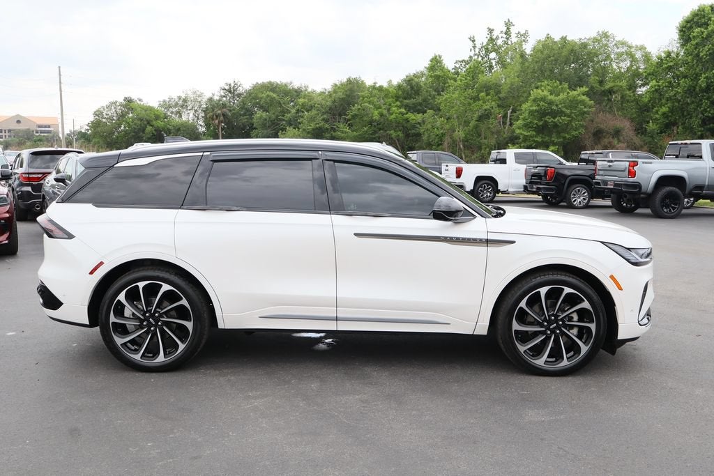 2024 Lincoln Nautilus Black Label