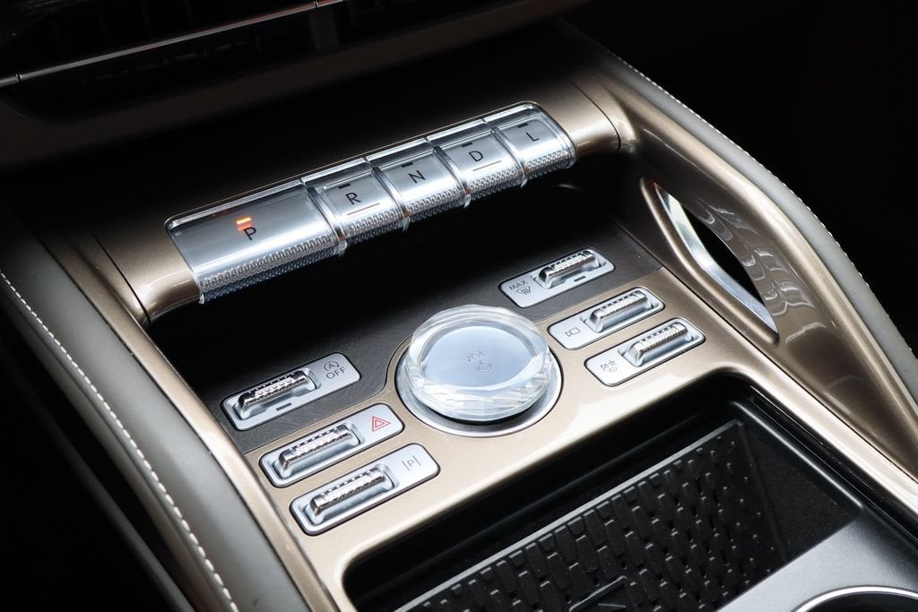 2024 Lincoln Nautilus Black Label