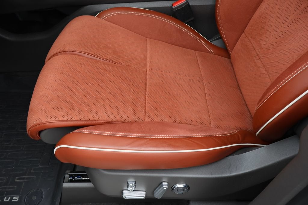 2024 Lincoln Nautilus Black Label