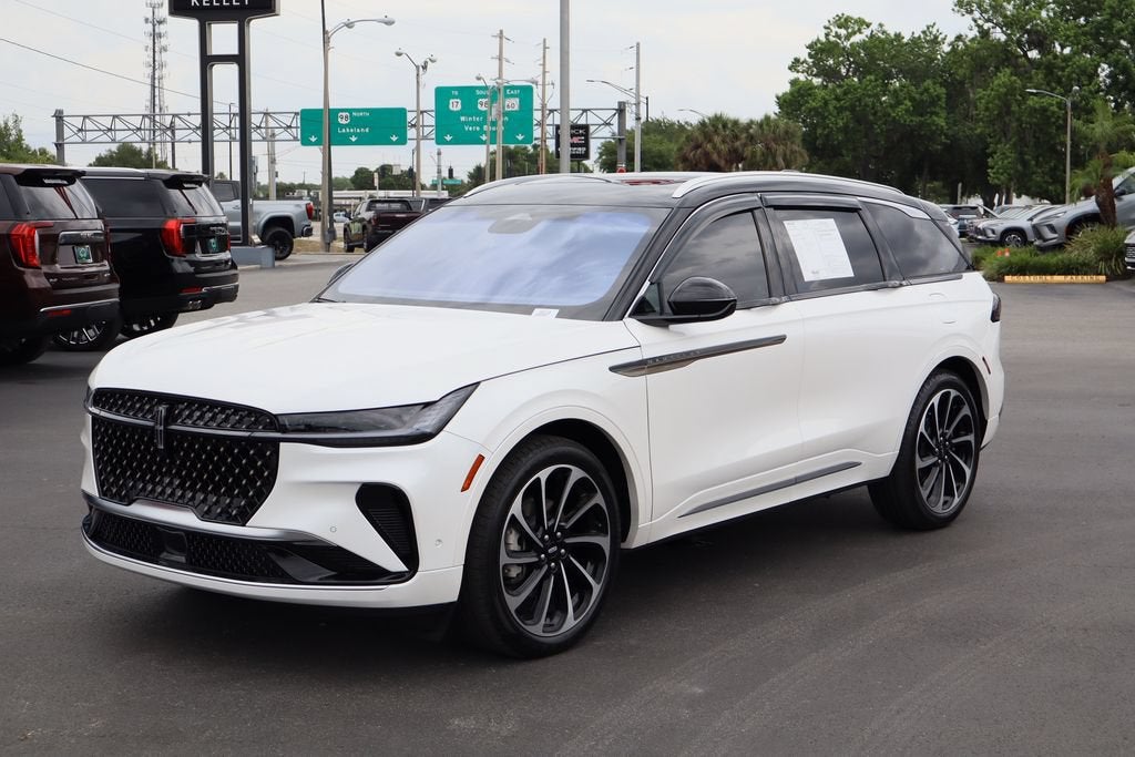 2024 Lincoln Nautilus Black Label