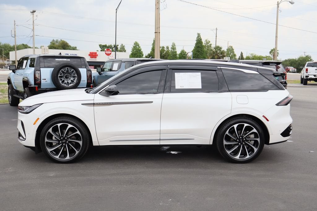 2024 Lincoln Nautilus Black Label