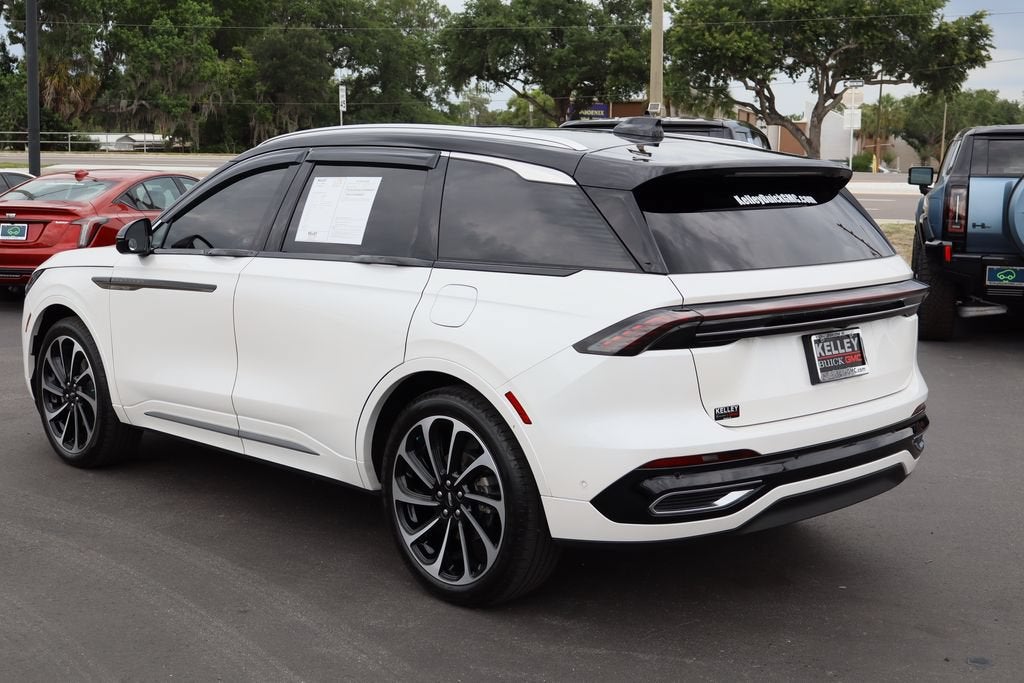 2024 Lincoln Nautilus Black Label