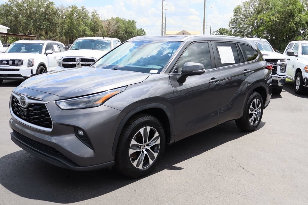 2023 Toyota Highlander XLE