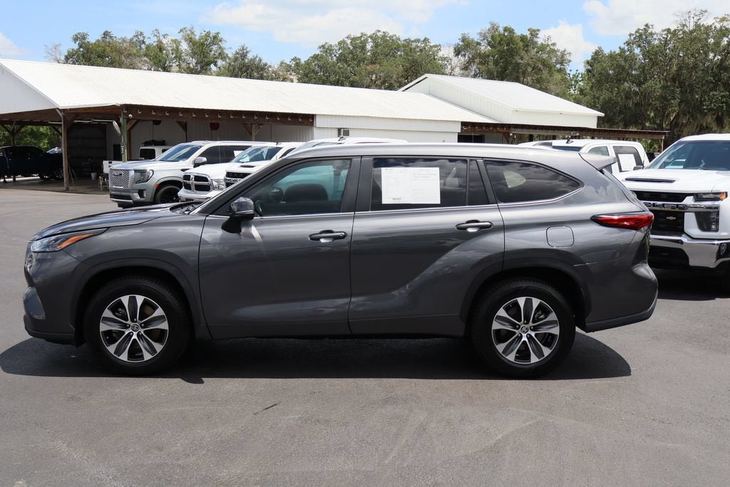2023 Toyota Highlander XLE