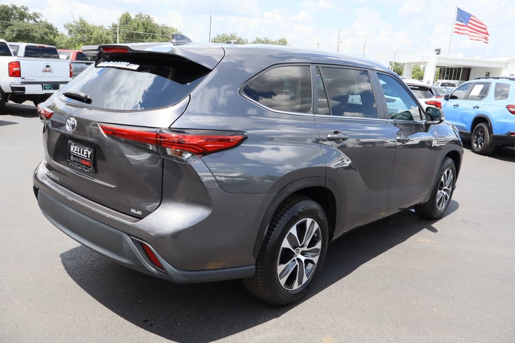 2023 Toyota Highlander XLE