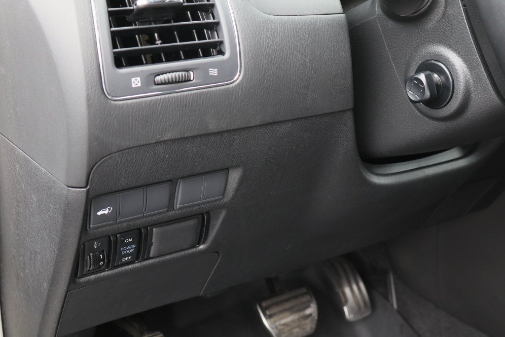 2018 Nissan Armada SV