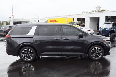 2023 Kia Carnival EX