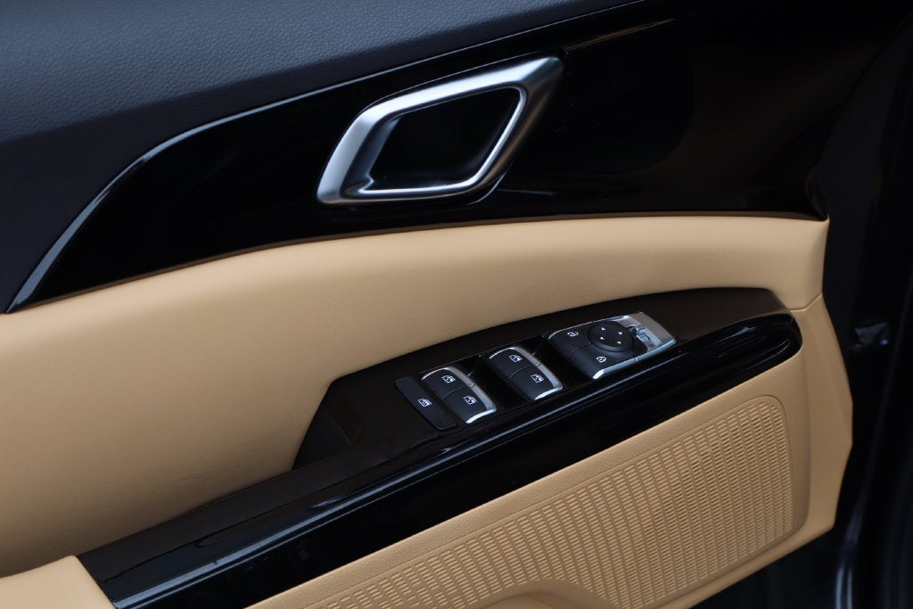 2023 Kia Carnival EX