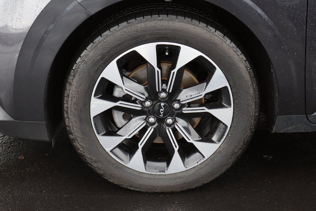 2023 Kia Carnival EX