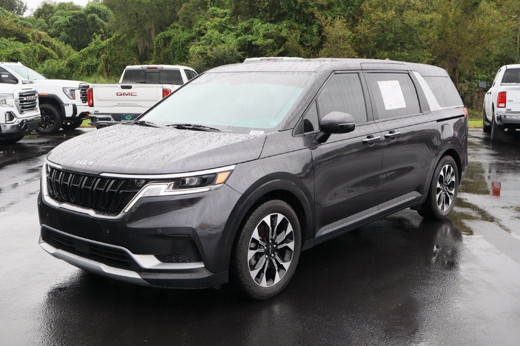 2023 Kia Carnival EX