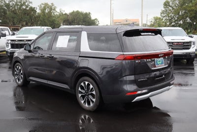 2023 Kia Carnival EX